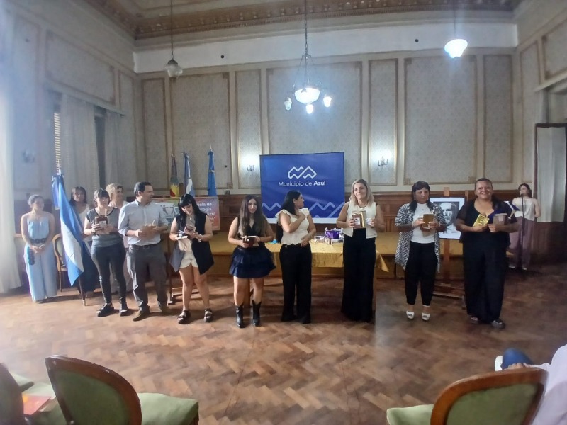 Nuevos profesionales de la Escuela de Psicolog�a Social